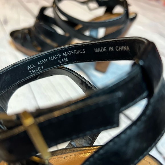 Kristin Davis ankle wrap strappy leather sandal - Picture 6 of 6